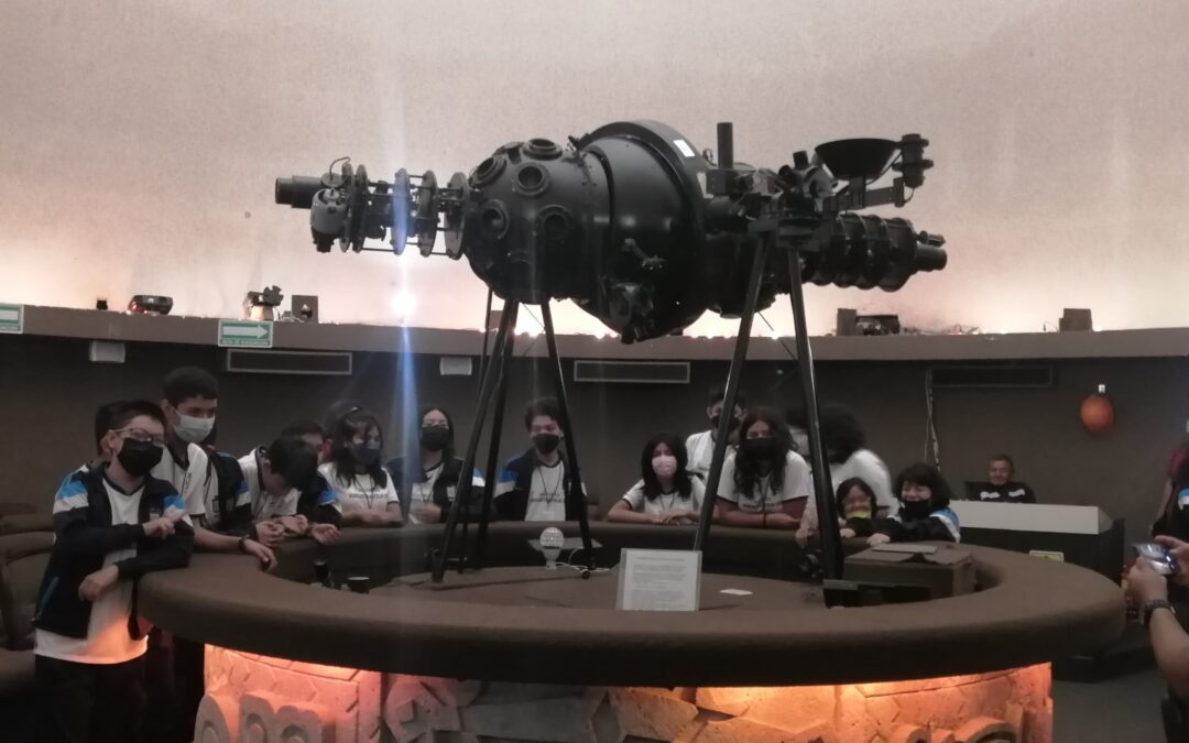 Interesante Visita al Planetario Nundehui